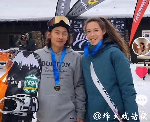 冬奥会上的妈妈团,这是温情的后援团!从谷爱凌到苏翊鸣,成功离不开她 冬奥会上的妈妈团,这是温情的后援团!从谷爱凌到苏翊鸣,成功离不开她