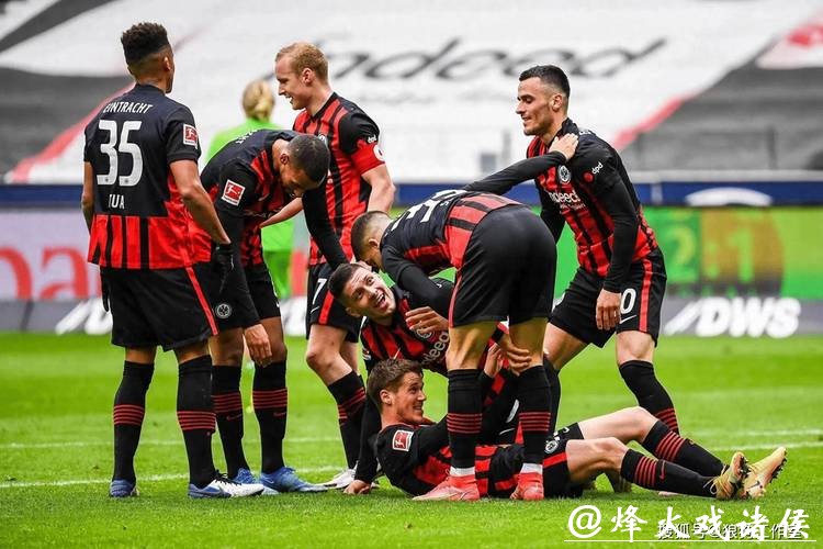 德国杯-勒沃库森逆转柏林联合 法兰克福胜不莱梅