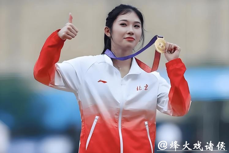 2025全国田径冠军赛 吴艳妮100米栏12秒90夺冠