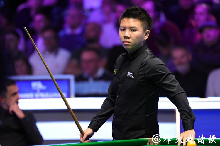 周跃龙6-4战胜奥沙利文 晋级斯诺克英锦赛16强